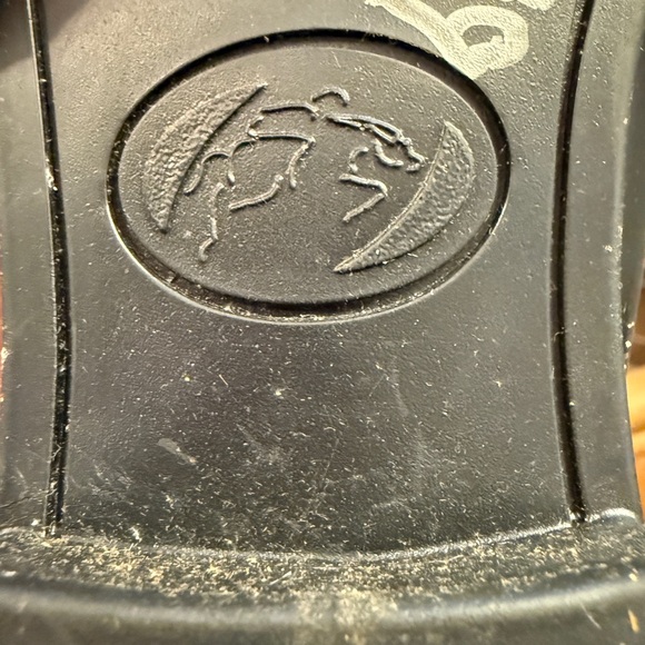 Elegant Black Over the Knee Boots - Picture 6 of 6